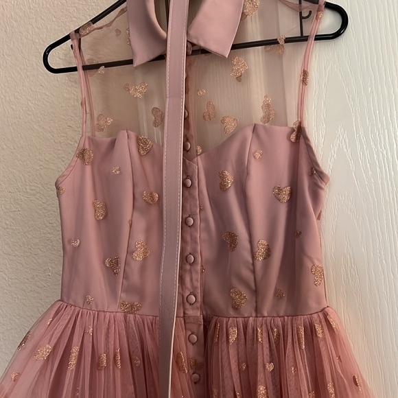 Unique Vintage Gold Heart Dusty Pink Dress - Picture 2 of 3